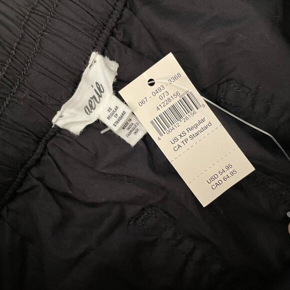 NWT Aerie Easiest Cargo Pant in black size XS pull-on high rise baggy - Picture 9 of 13